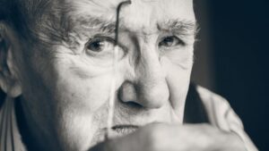 Como escolher temas de palestras motivacionais para idosos?