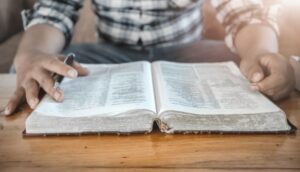 Por que ler a Bíblia?